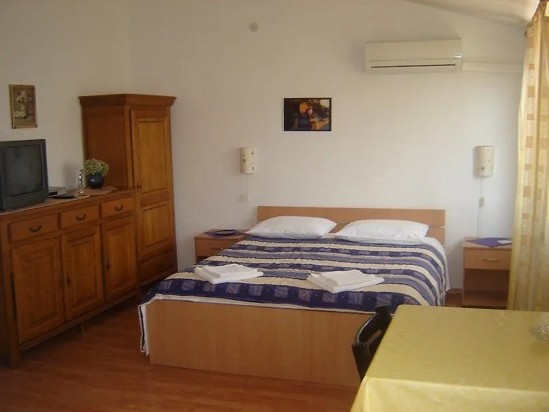 Adria Apartments Biograd Na Moru Croatia